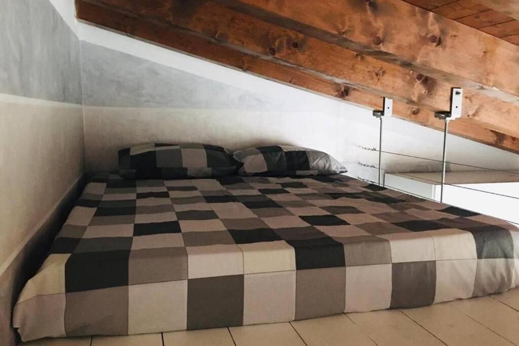 La Petite Maison De Stephanie Clusane Exteriör bild